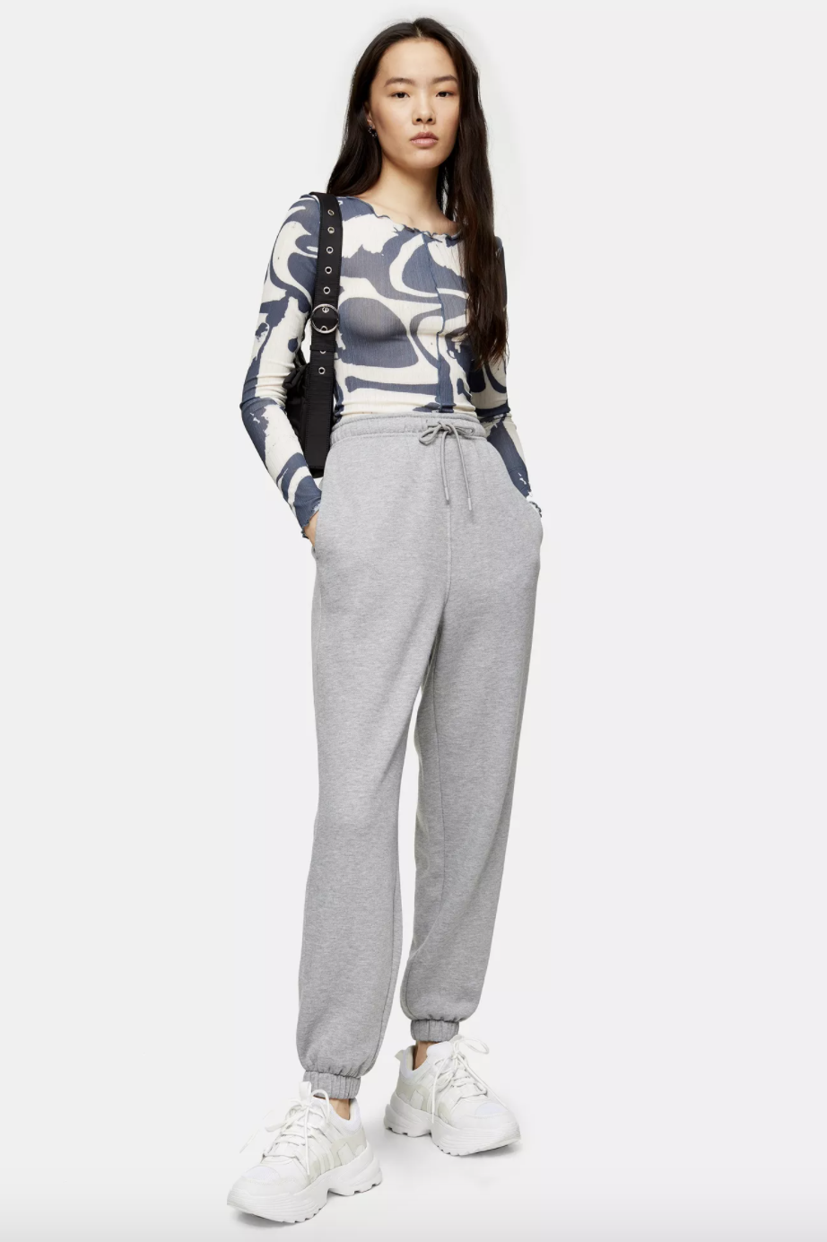 18 Pairs of Sweats to Add to Your Comfy