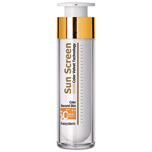 Para un acabado con color, FrezyDerm SPF 50+