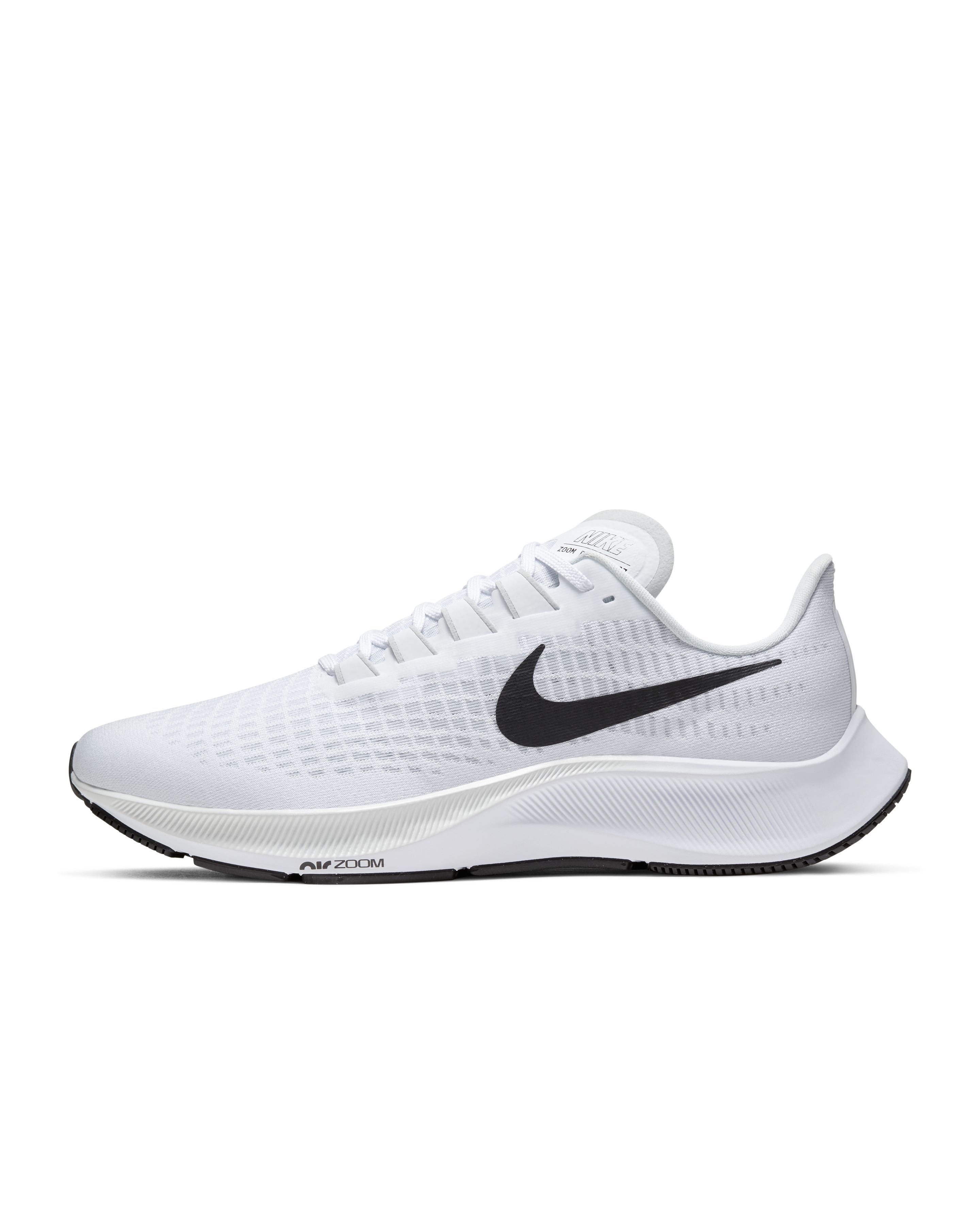 sports shoes for men online