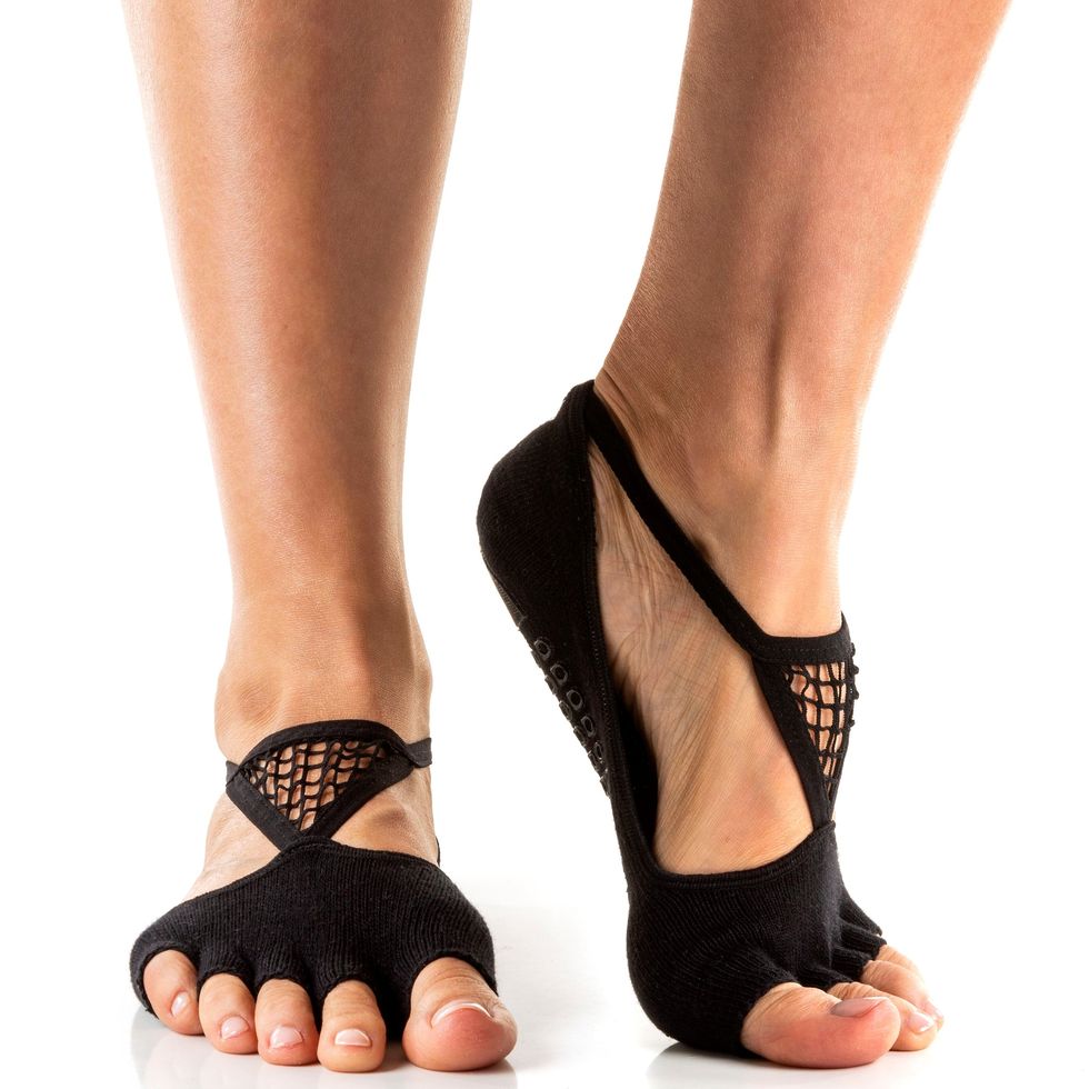 Toesox Womens Athletic Elle Full Toe Grip Low Cut Yoga Socks 