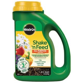 Shake 'n Feed 4.5 lbs. All Purpose Plant Food