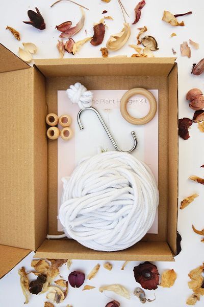 Macrame Plant Hanger Kit. Beginner Easy Craft Kit. DIY Macrame Kit