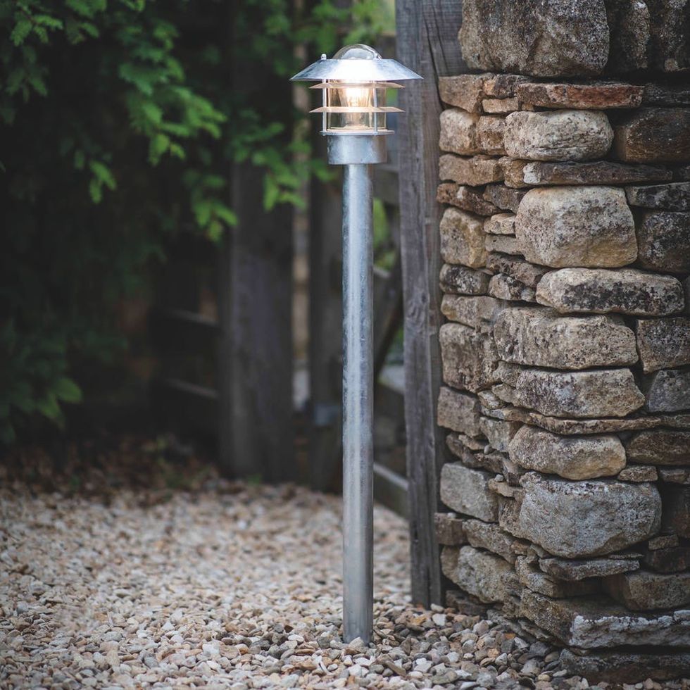 St Ives Strand Outdoor Post Lamp