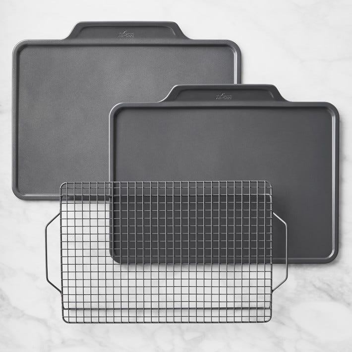 11 Best Baking Pans of 2022 - Top Baking Pan Sets to Buy