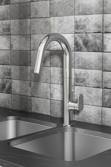 Beale Hands-Free Single-Handle Pull-Down Sprayer Kitchen Faucet
