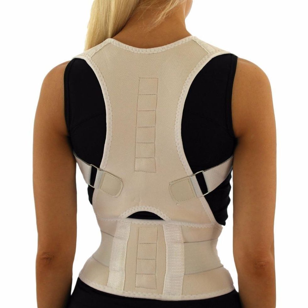  Posture Corrector Clavicle Support Brace Medical Device to  Improve Bad Posture, Thoracic Kyphosis, Shoulder Alignment, Upper Back Pain  Relief for Men and Women Size XL White : Health & Household