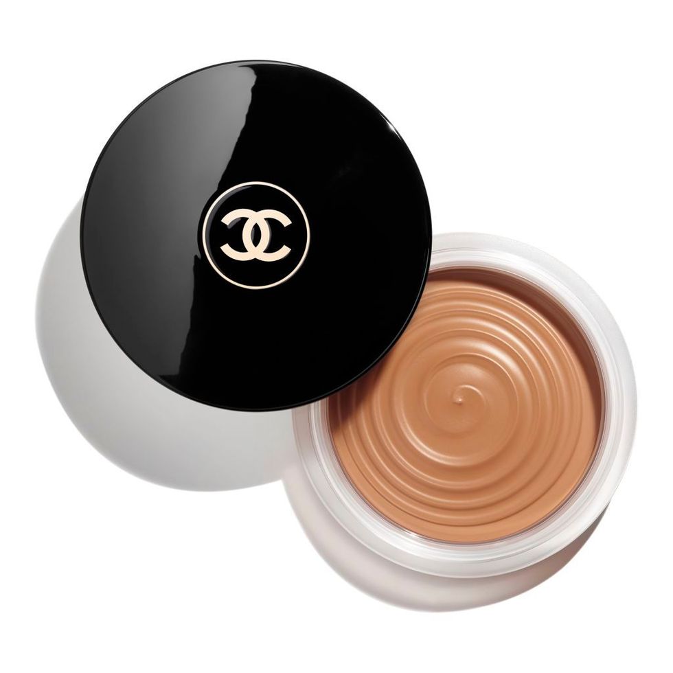 Chanel Les Beiges Healthy Glow Foundation - The Beauty Bloss