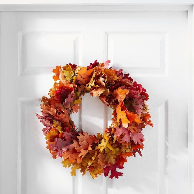 Preserved Oak Leaf Wreath