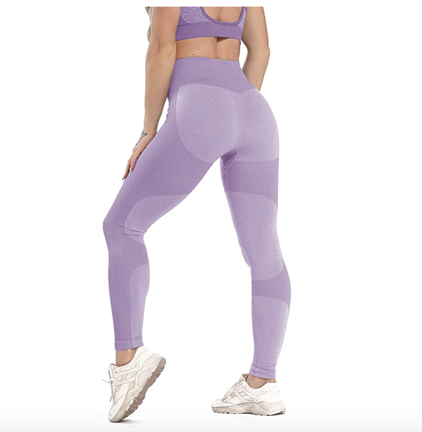 bum hugging gym leggings