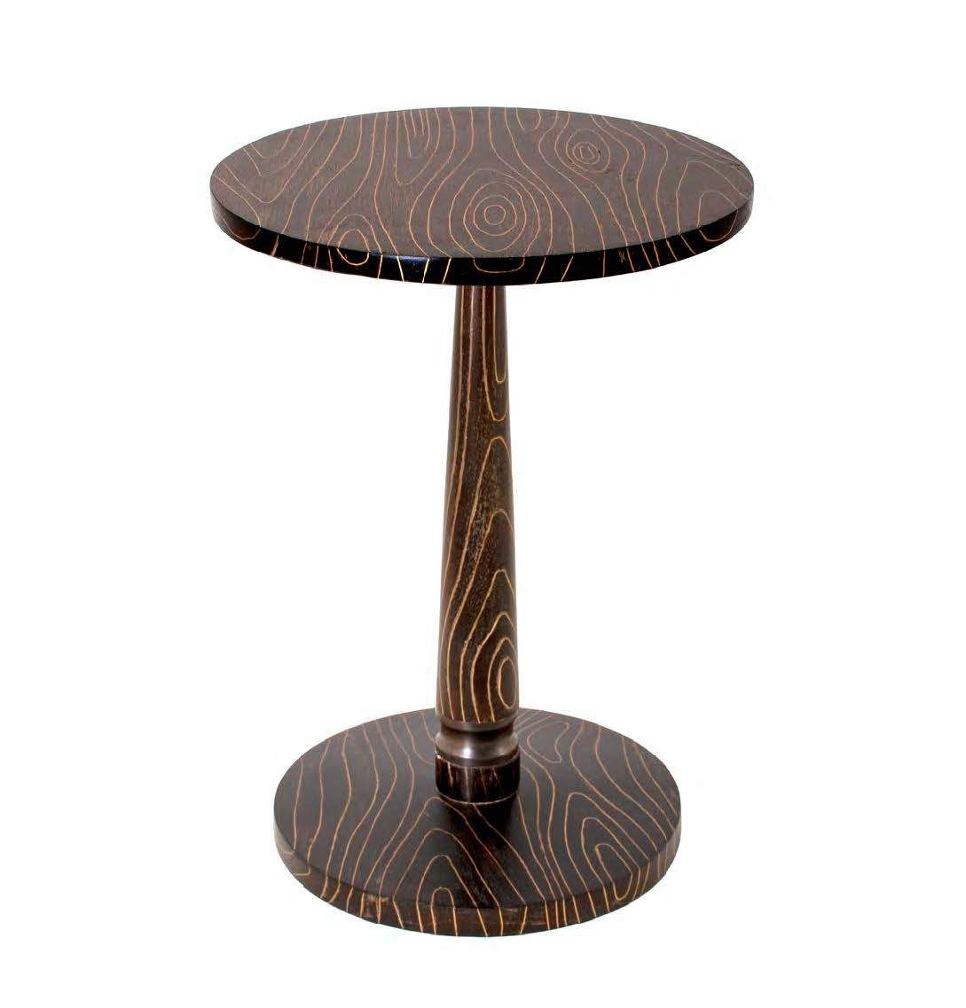 Drink deals accent table