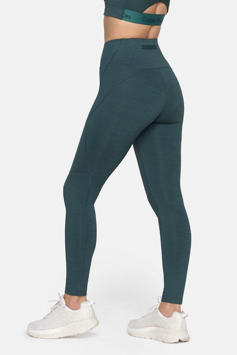 7 Athletic Women's Leggings To Add To Your Workout Wardrobe