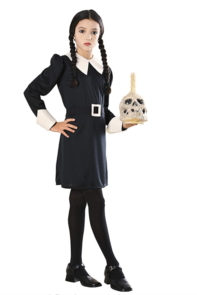 Easy Wednesday Addams Costume Ideas - Wednesday Addams Halloween DIY
