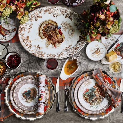 16 Best Thanksgiving Dinnerware Sets - Chic Thanksgiving Plates