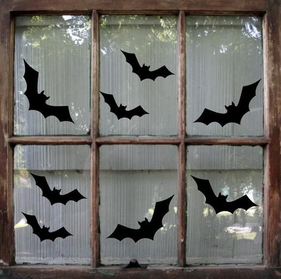 HALLOWEEN HOLOGRAPHIC SPOOKY EYES BATS WINDOW CLINGS INDOOR DECORATIONS 14 PCS 