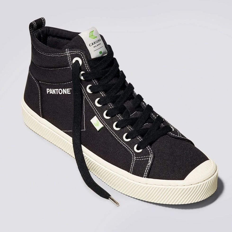 CARIUMA: Women's Thermal High Top All Black Sneaker