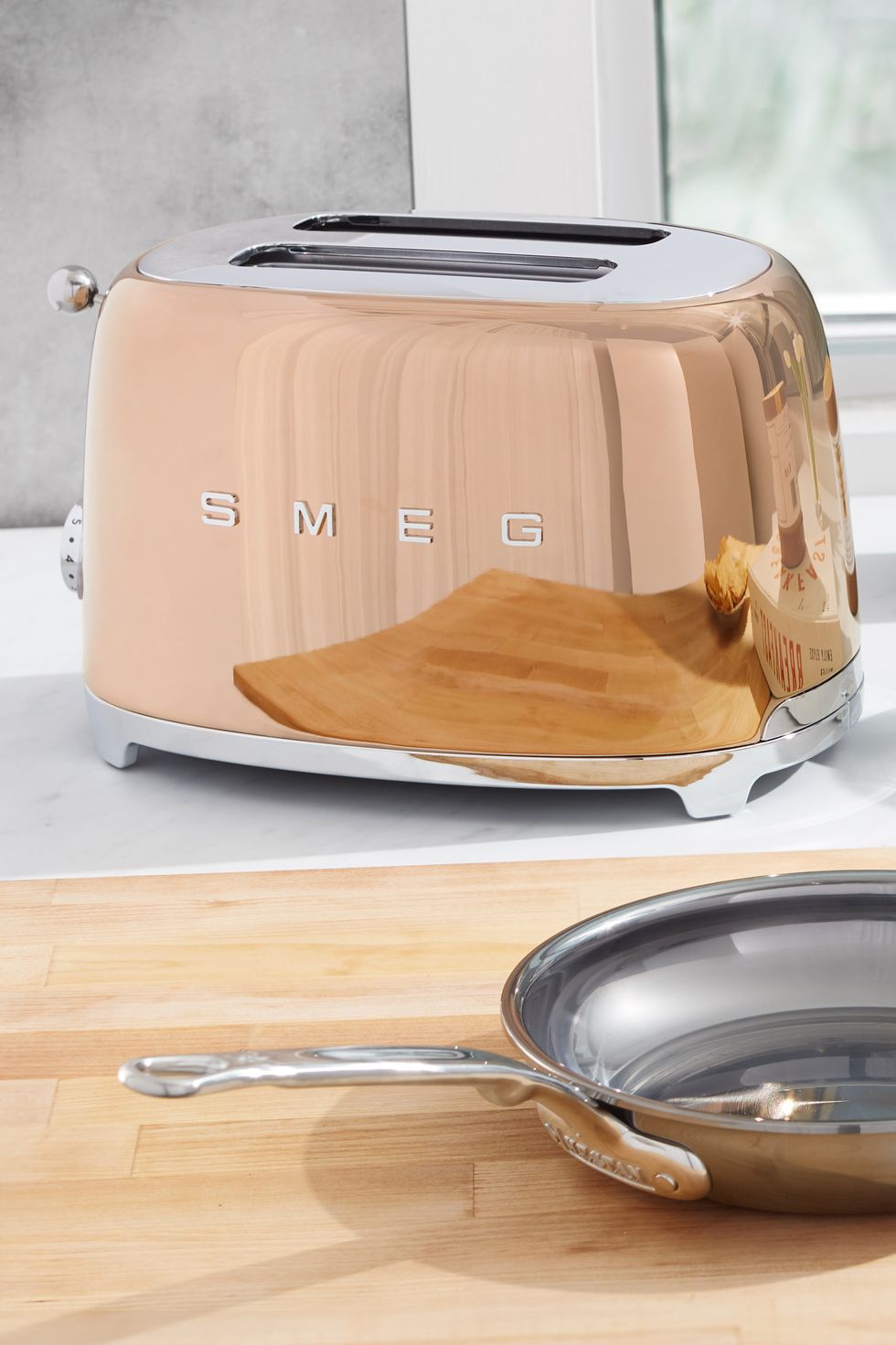 '50s Retro Style Two-Slice Toaster