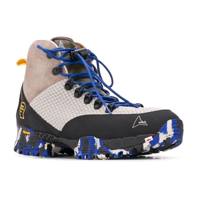 acg hiking boots