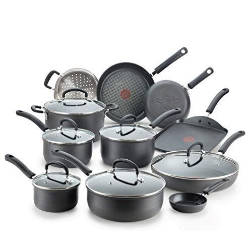This T-fal Nonstick Cookware Set Is the Cheapest Its Ever Been