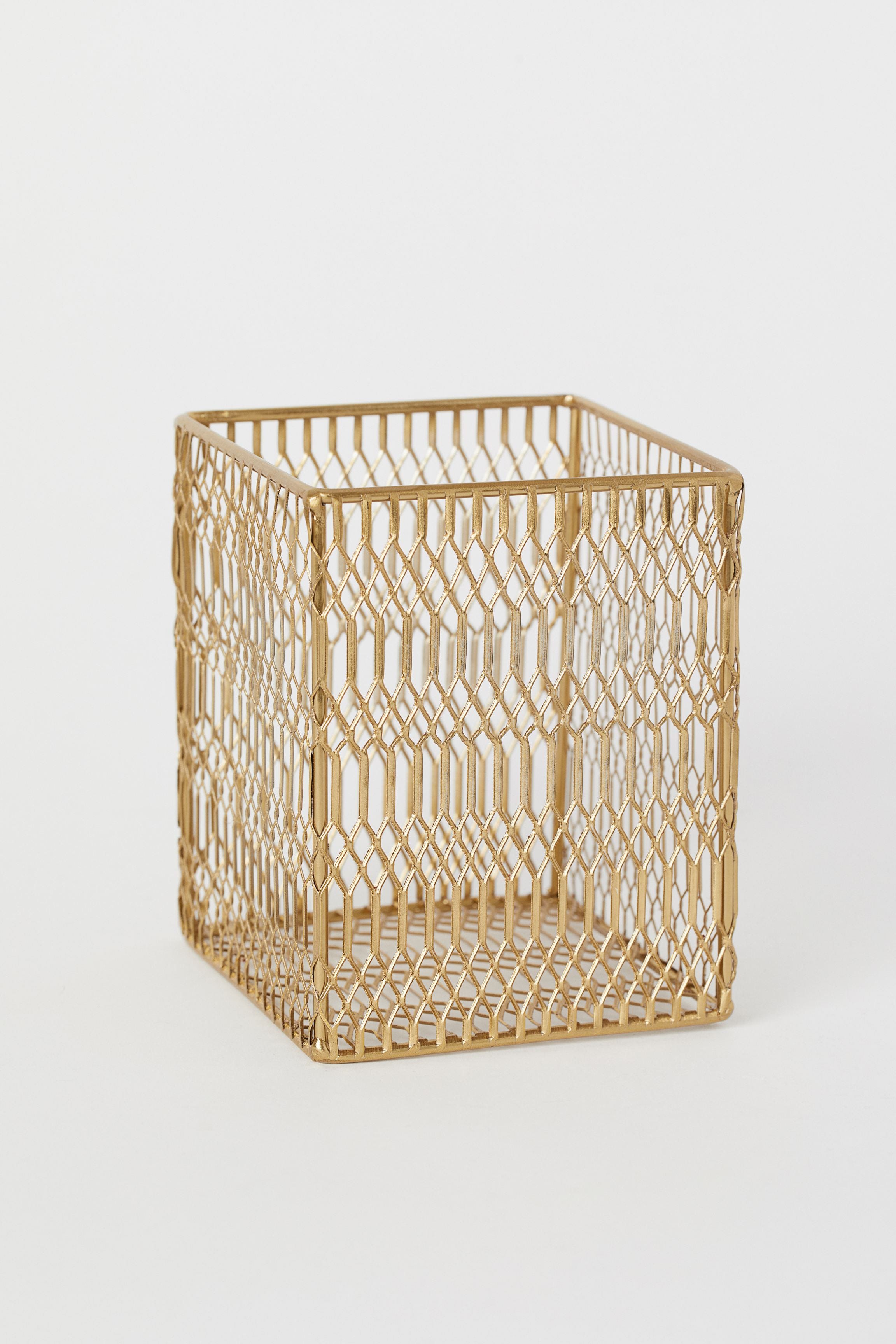 Metal storage basket