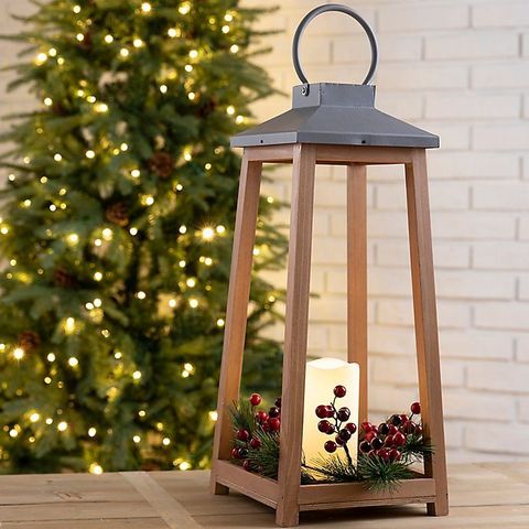 12 Christmas Lantern Ideas How To Decorate With Holiday Lanterns