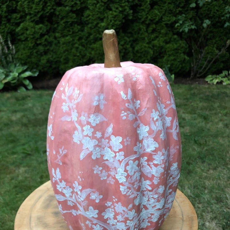 15 Pretty Pink Pumpkins to Adorn Your Home This Halloween