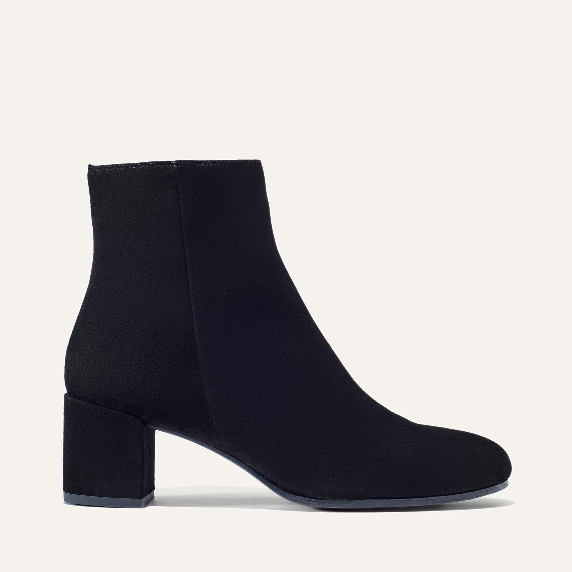 trendy black boots
