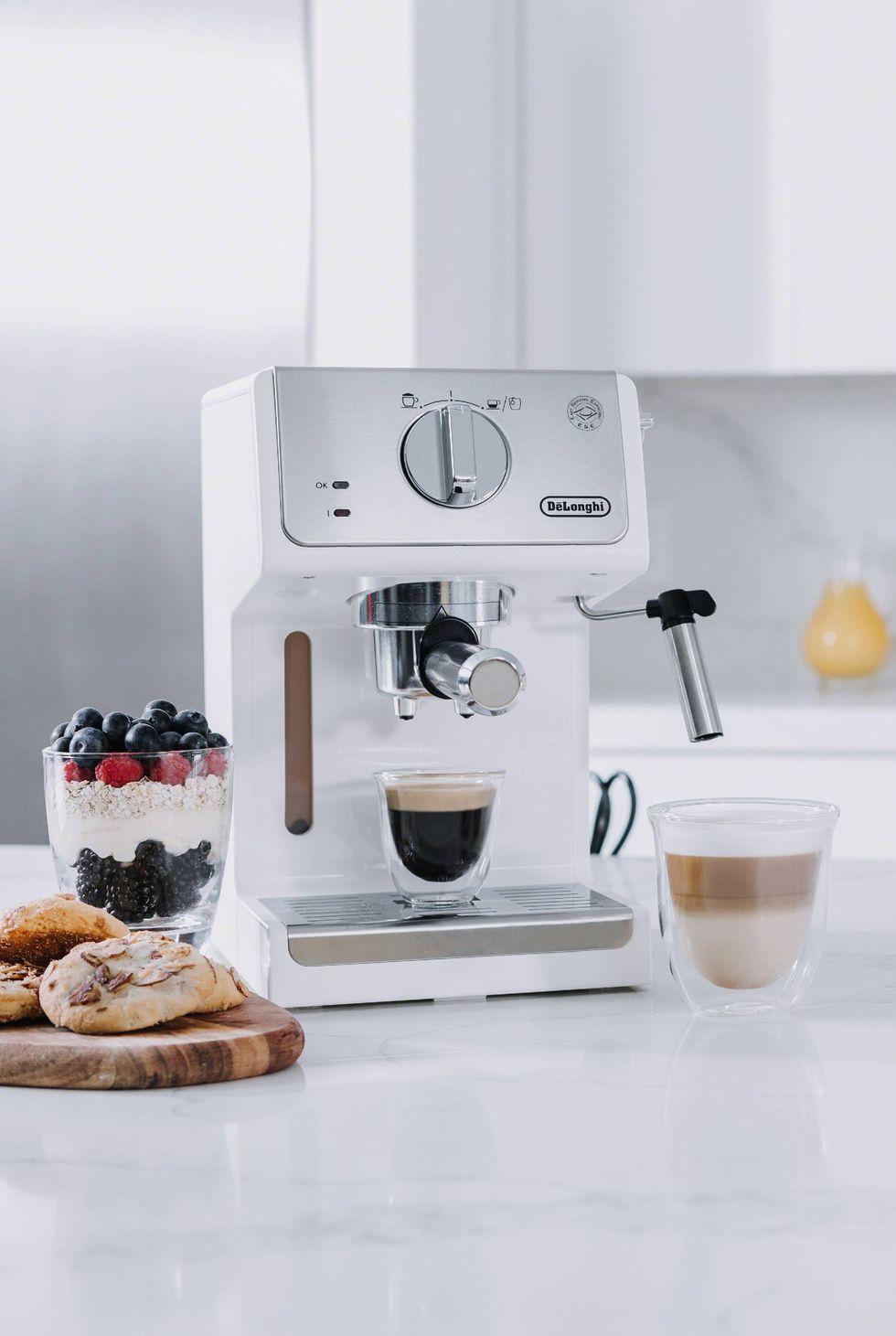 De'Longhi  Espresso and Cappuccino Machine 