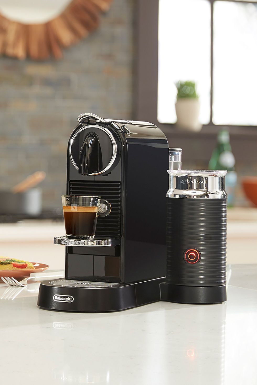 Nespresso Espreso Machine with Frother