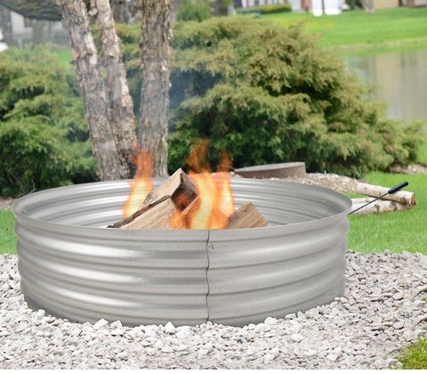 22 Diy Outdoor Fireplaces Fire Pit, What Stones Are Safe For A Fire Pit