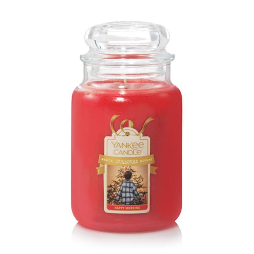 Yankee Candle Just Released Five New Scents for the Holidays, Including  Santa's Cookies