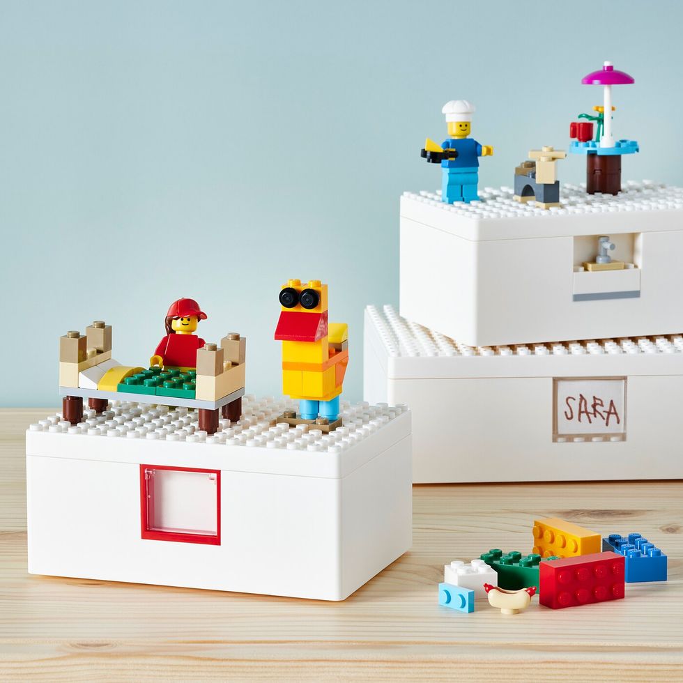 LEGO Storage Idea - Easy Ideas for Organizing LEGOs