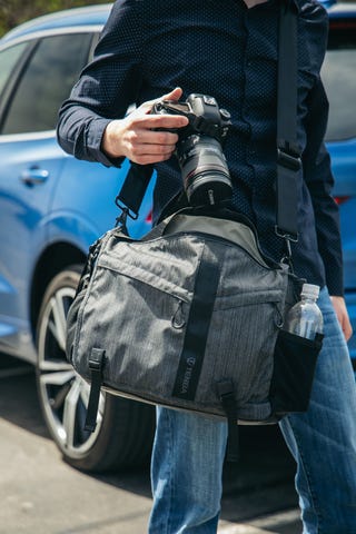 Tenba DNA 15 Messenger Bag Tenba DNA 15 Messenger Bag