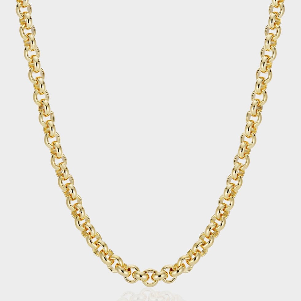 Best Chunky Gold Jewelry to Wear 2022 - Trendy Gold Necklaces ...