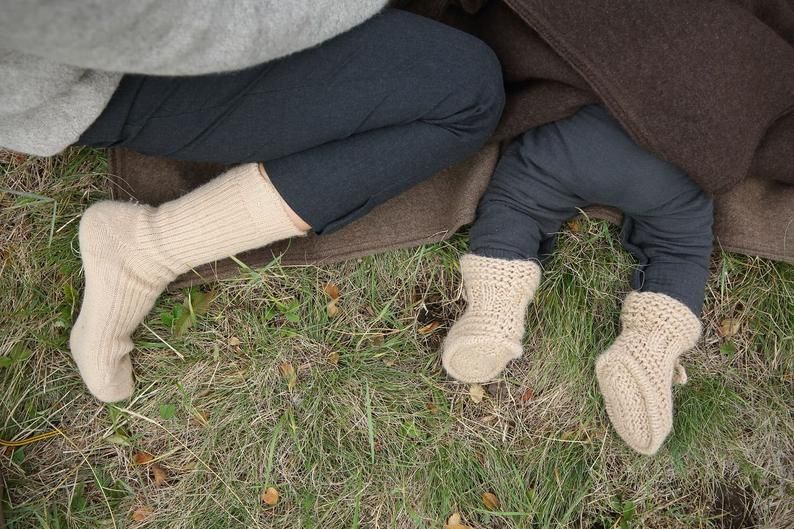 Multi-pack Women's Hiking Crew Socks OUDOTA Wicking Cotton Cushion Socks Outdoor Socks Thick Warm Winter Gift