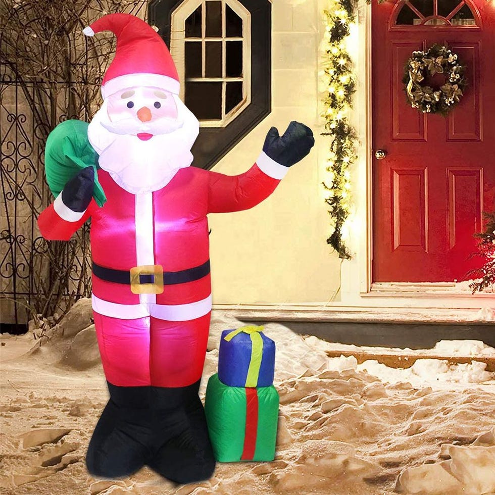 Is Selling an 8-Foot Inflatable Nutcracker That Will Be the Star of  Your Christmas Decor