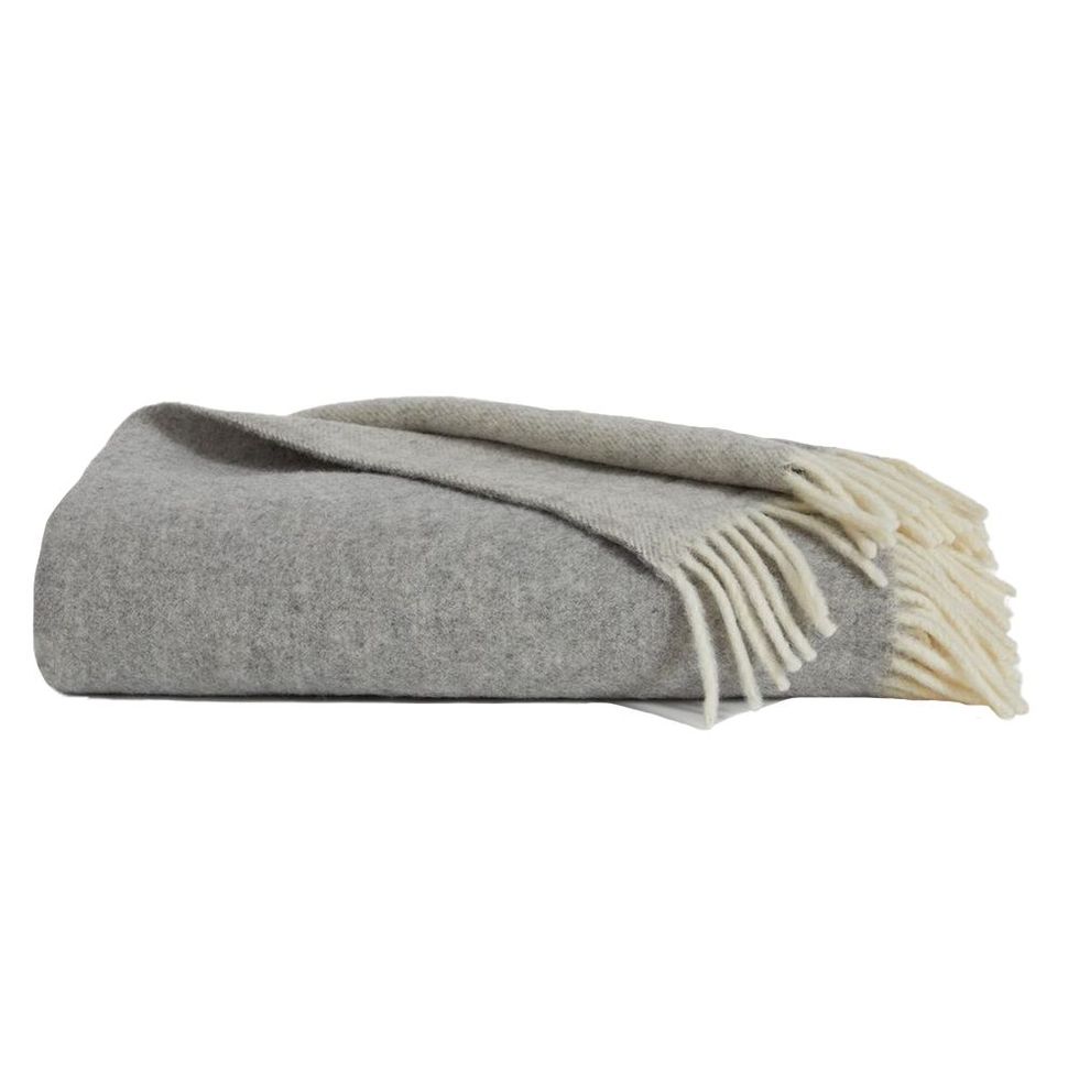 Best Throw Blankets These Super-Soft Blankets Will Make You Forget That ...