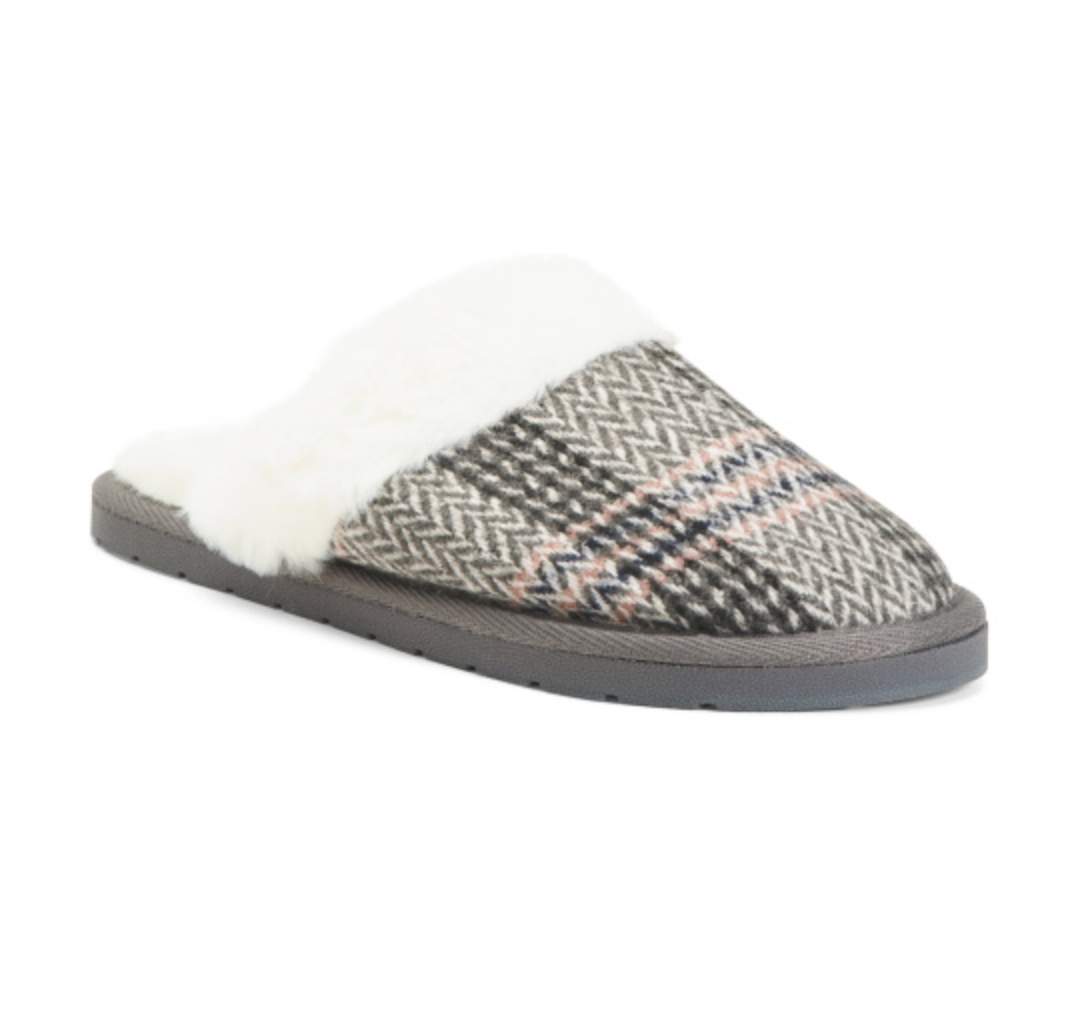tj maxx dearfoam slippers