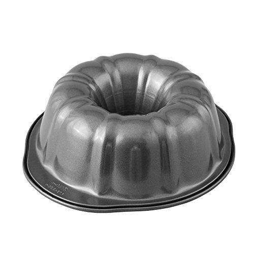 The 5 Best Bundt Pans of 2023, According to Testing