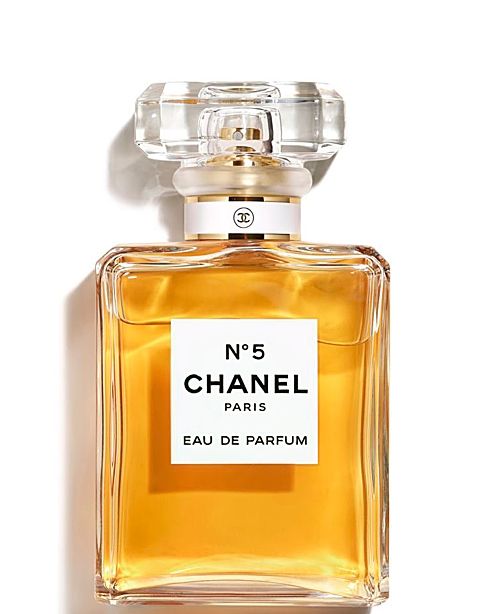 CHANEL N°5 Behind The Scenes: Reinterpreting the Dress for Marion Cotillard  — CHANEL Fragrance 
