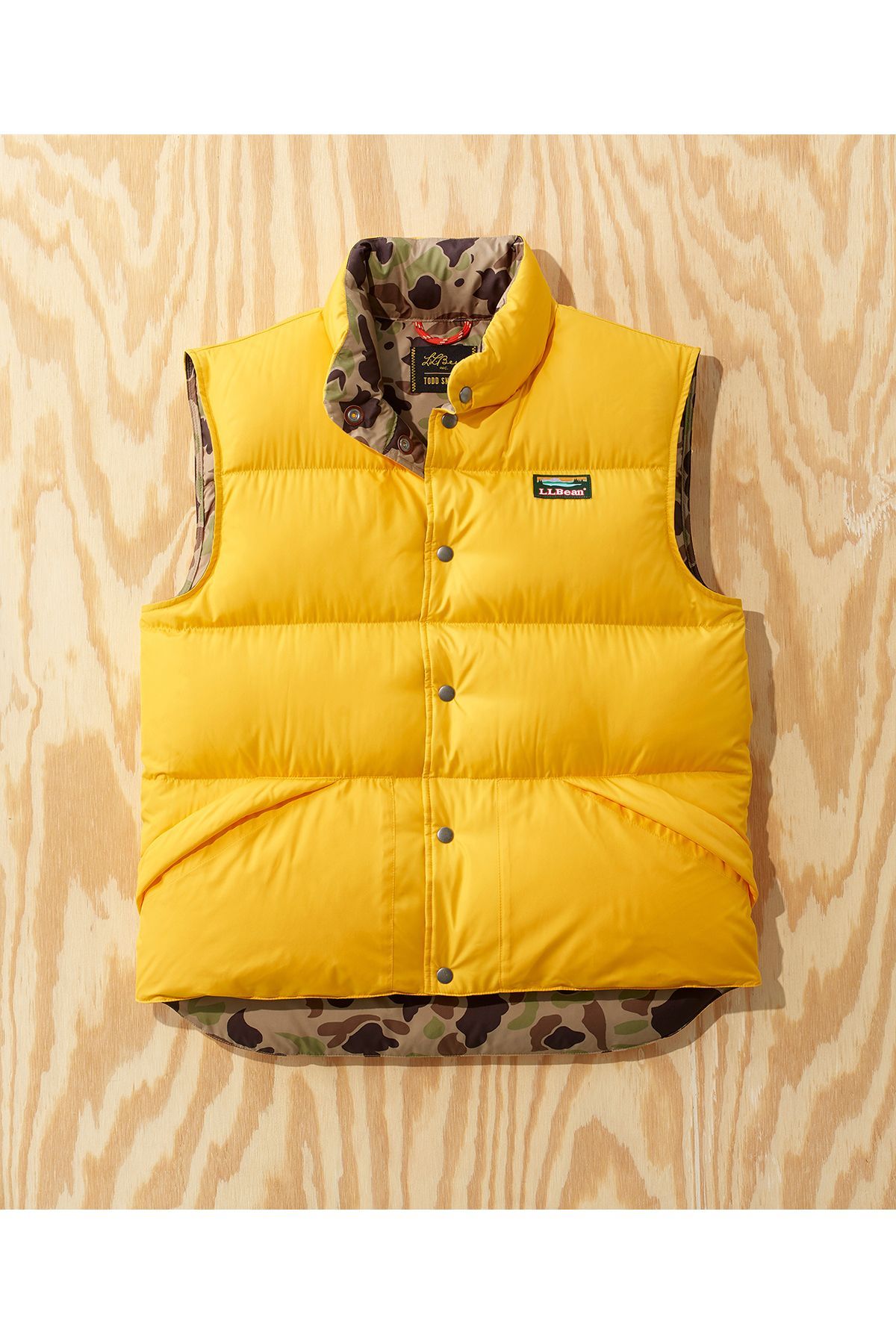 Puffer Vest in Yellow