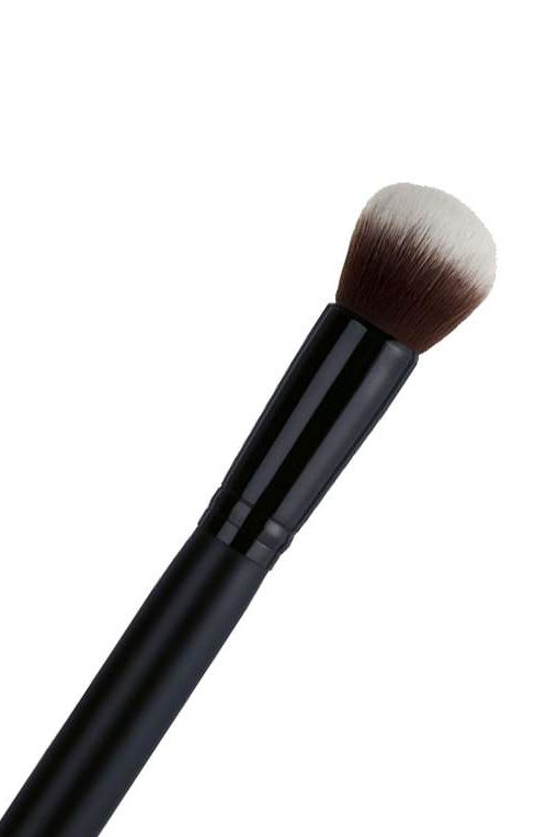 12 Best Kabuki Brushes of 2021 for Foundation and Makeup