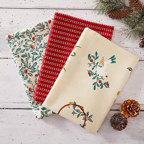 16 Best Christmas Tea Towels Christmas Kitchen Accessories