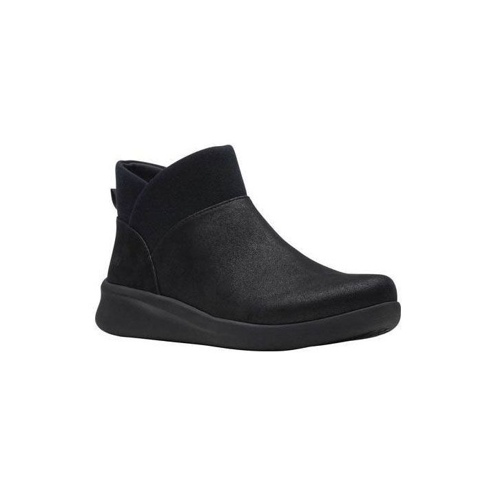 most comfortable heel boots