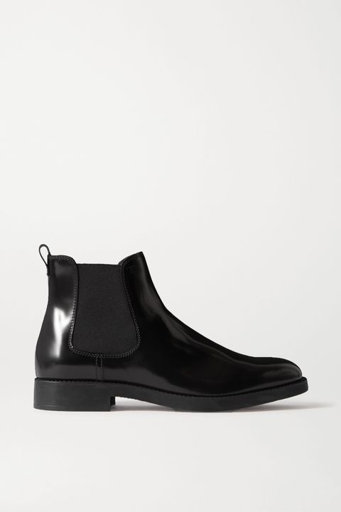11 Best Black Boots for Women - Stylish Black Boots to Wear This Season
