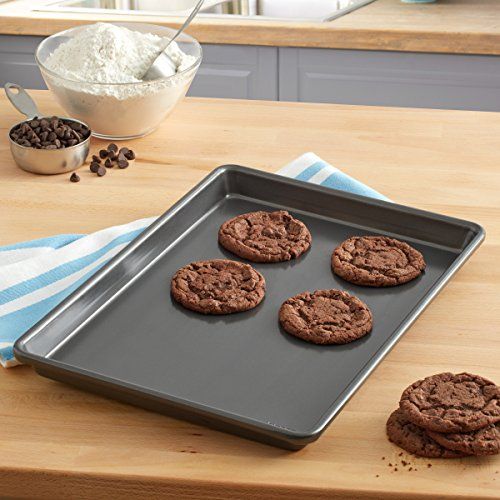 8 Best Cookie Sheets 2023 — Top-Rated Baking Sheets