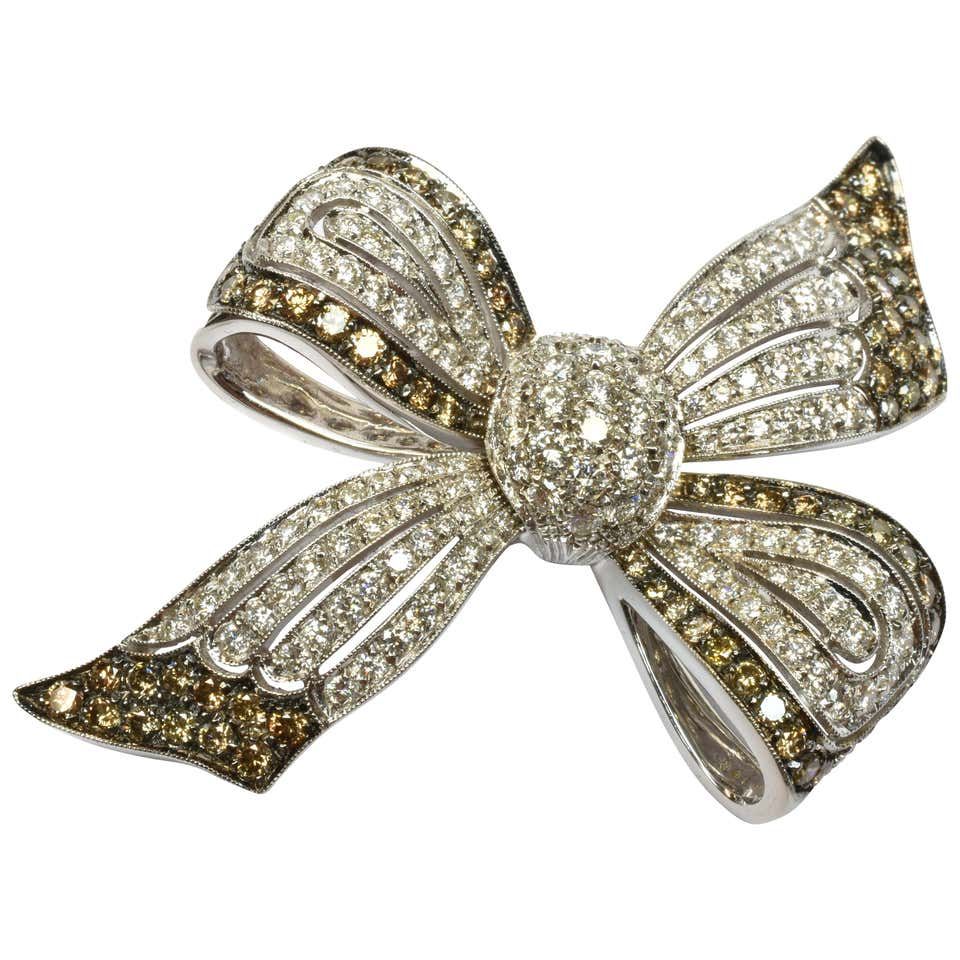 White and Champage Diamonds Gold Bow Brooch Made in Italy