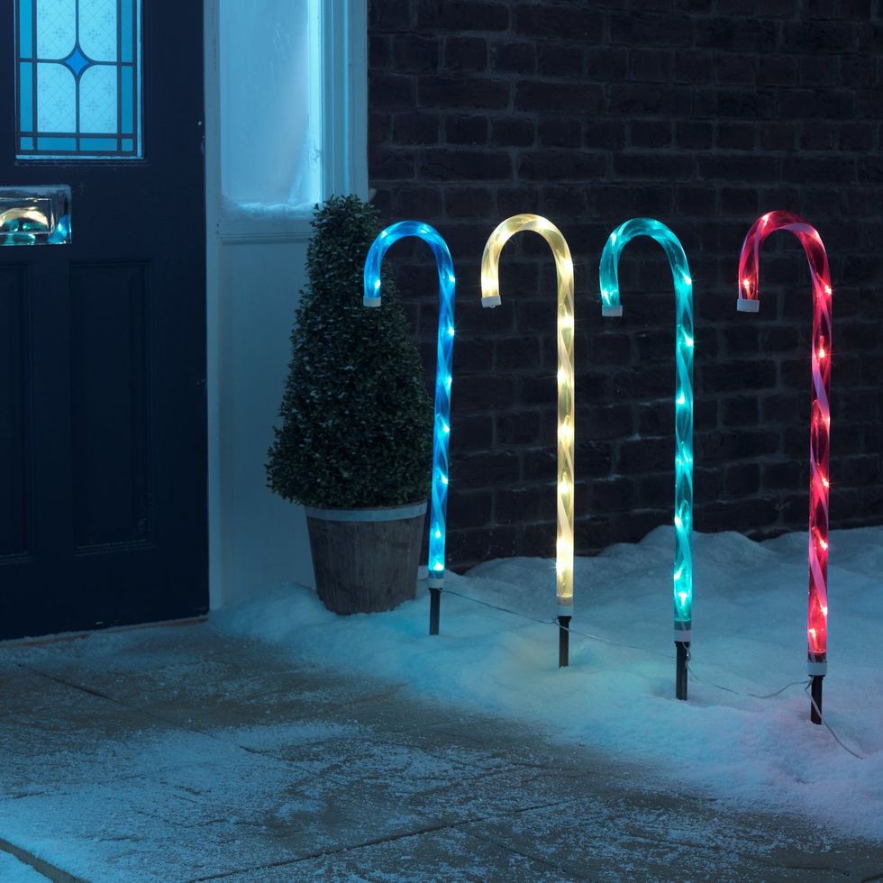 Set of 4 Candy Cane Path Finder Lights 