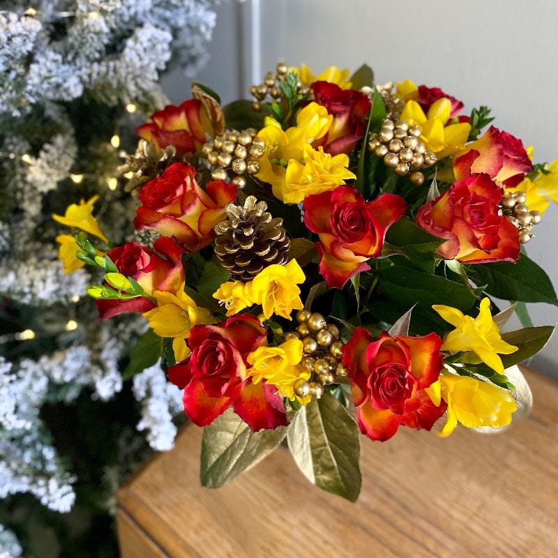 festiv Freesia Rose Celebration