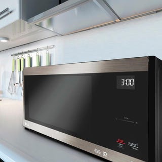 LG NeoChef Mid-Size Microwave LG NeoChef Mid-Size Microwave