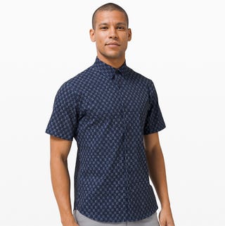 Lululemon Airing Easy Short Sleeve Buttondown Lululemon Airing Easy Short Sleeve Buttondown